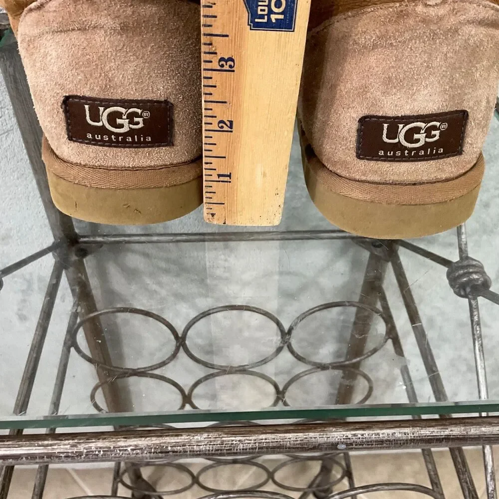 UGG AUSTRALIA Classic sherpa Boots Women's 7 Chestnut Sherpa Leather Suede 5825